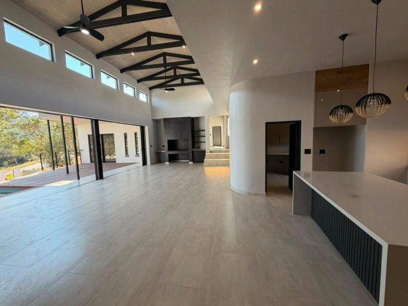 Brand New Luxury Home with Spectacular Views in The Rest Nature Estate - Photo 8
