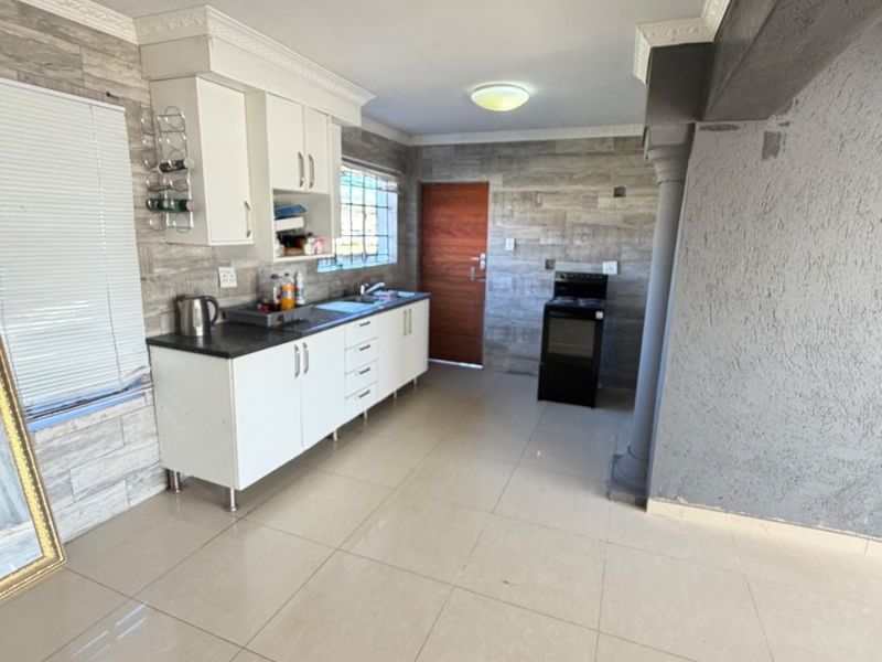 House To Rent in Tekwane South, Tekwane, Nelspruit - Photo 5