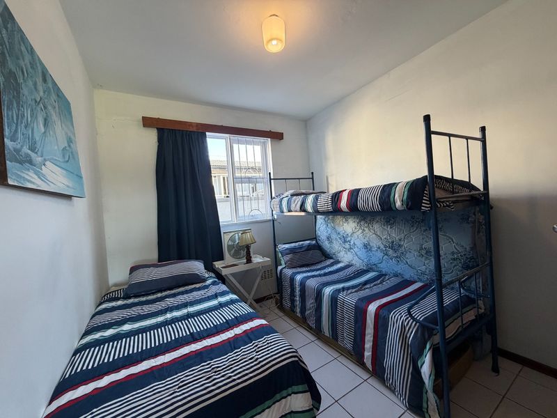 Coastal Living at Its Best  Two Bedroom Apartment in Uvongo - Photo 10