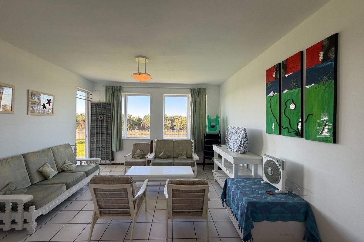 Coastal Living at Its Best  Two Bedroom Apartment in Uvongo - Photo 4
