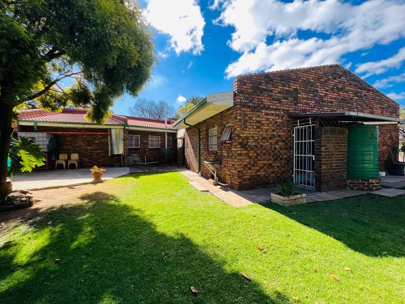 House For Sale in Vanderbijlpark SW 2, Vanderbijlpark SW, Vanderbijlpark - Photo 5