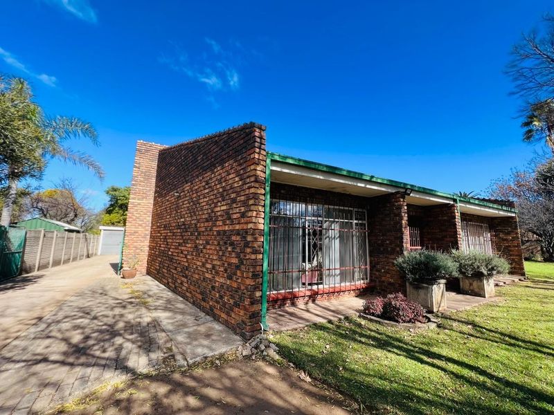 House For Sale in Vanderbijlpark SW 2, Vanderbijlpark SW, Vanderbijlpark - Photo 2