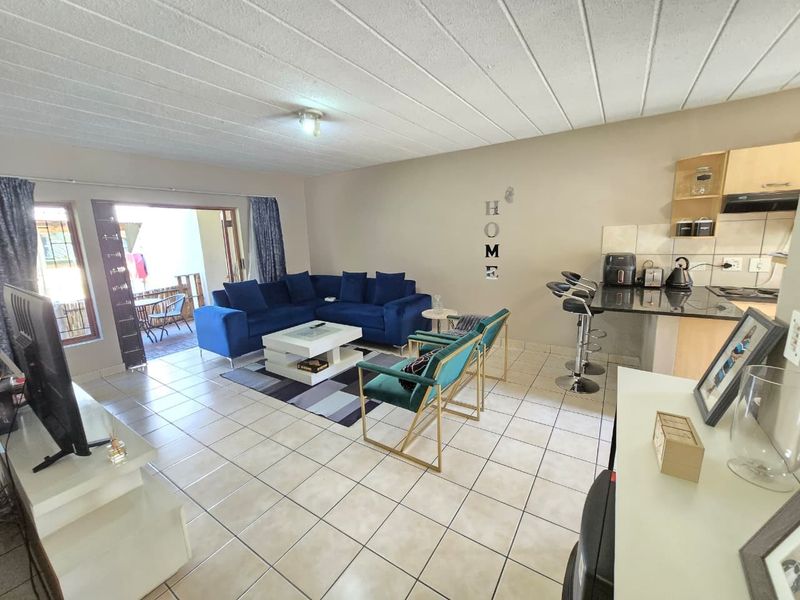 Groundfloor apartment For Sale in Jukskei Park, Randburg - Photo 2