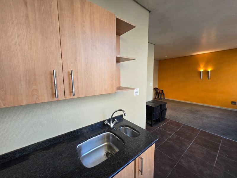 Modern Bachelors Paradise... Priced To GO! - Photo 4