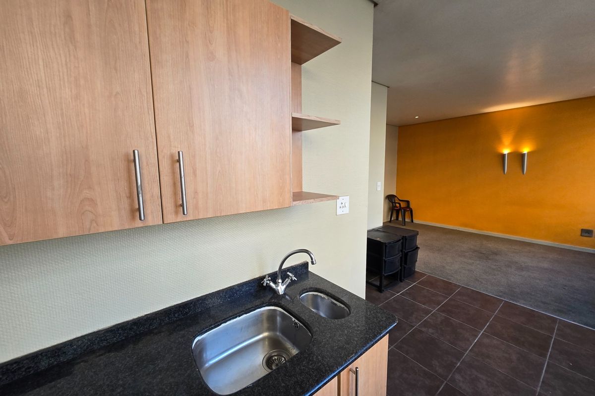 Modern Bachelors Paradise... Priced To GO! - Photo 4