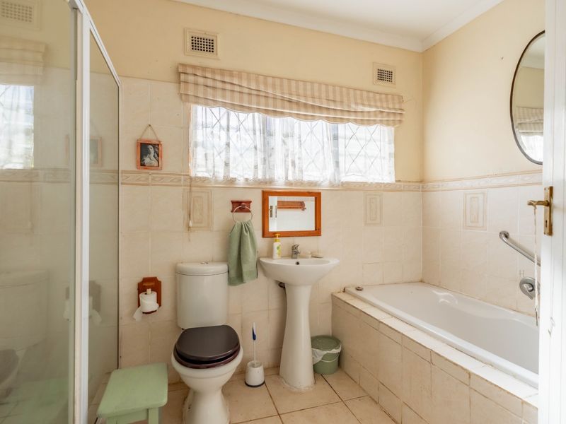House For Sale in Forest Hills, Kloof, KwaZulu Natal - Photo 7