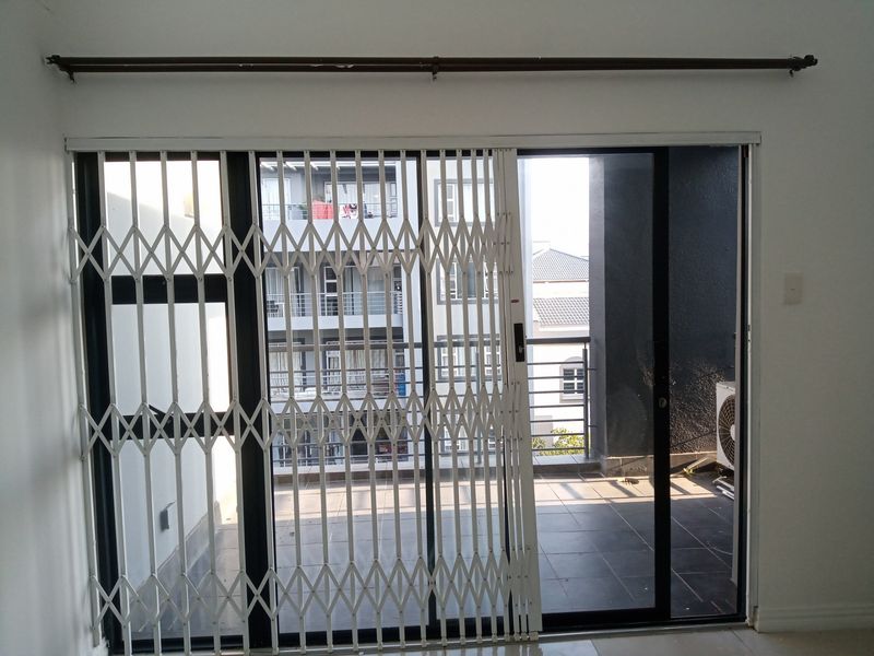 Apartment in Umhlanga, KwaZulu Natal - Photo 6