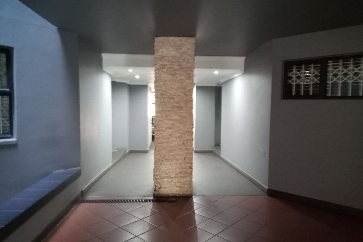 Apartment in Umhlanga, KwaZulu Natal - Photo 3