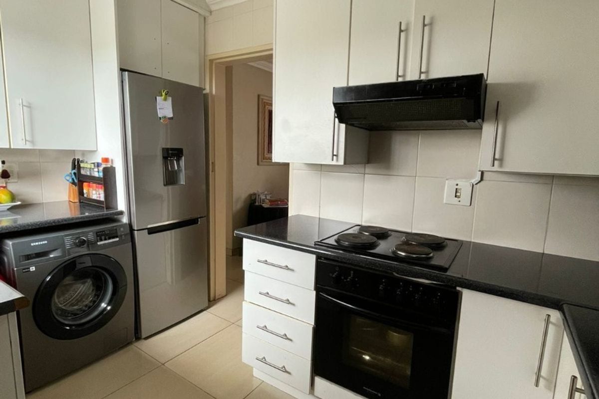 House To Rent in Nellmapius EXT 1, Pretoria - Photo 2