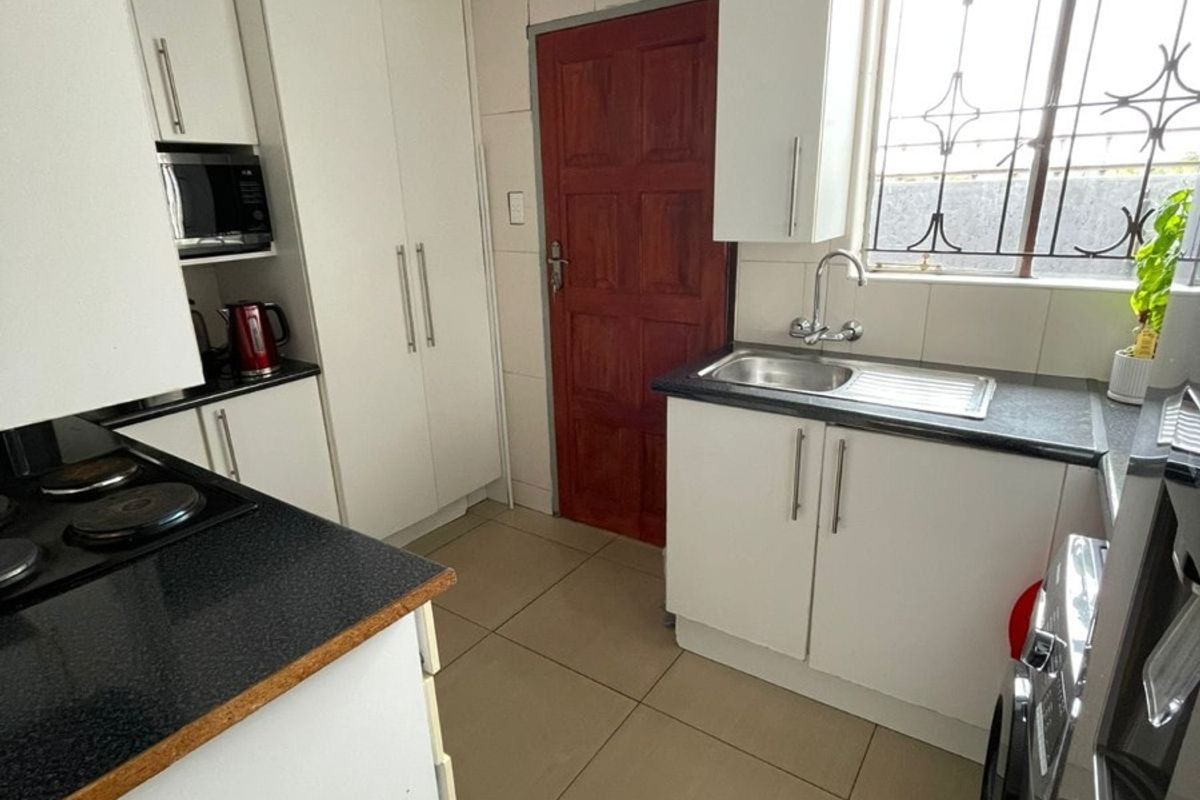 House To Rent in Nellmapius EXT 1, Pretoria - Photo 3