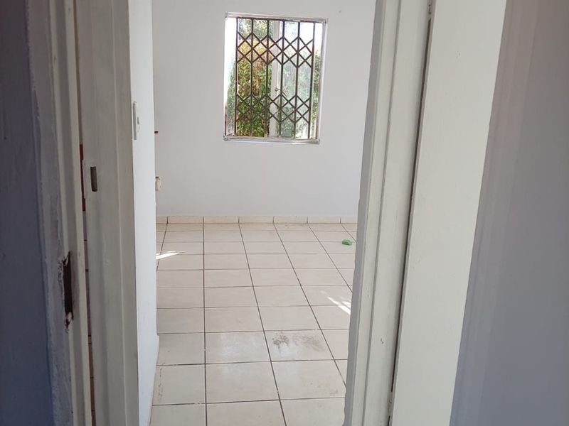 House To Rent in Protea Glen, Soweto - Photo 9