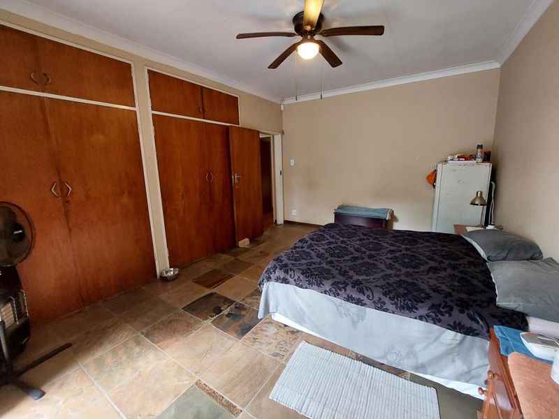 Exceptional 7 Bedroom Investment Property With Endless Potential (2 Self Contained Homes) - Photo 8
