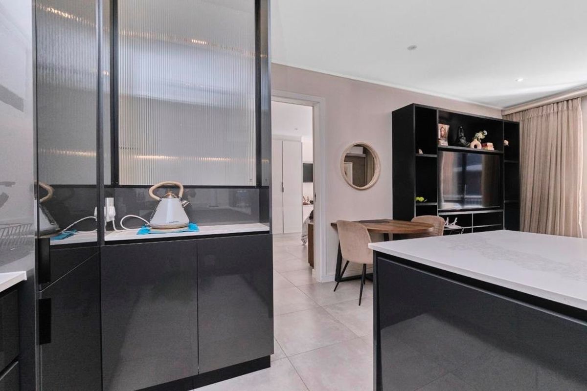 Apartment To Rent in Hyde Park, Sandton - Photo 3