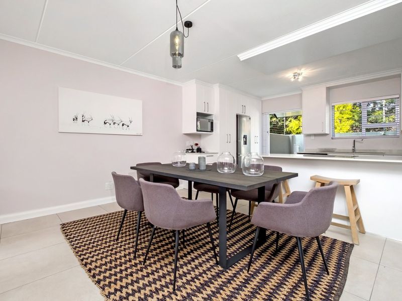 Beautifully Renovated Duplex in Bryanston’s Most Sought-After Complex - Photo 5
