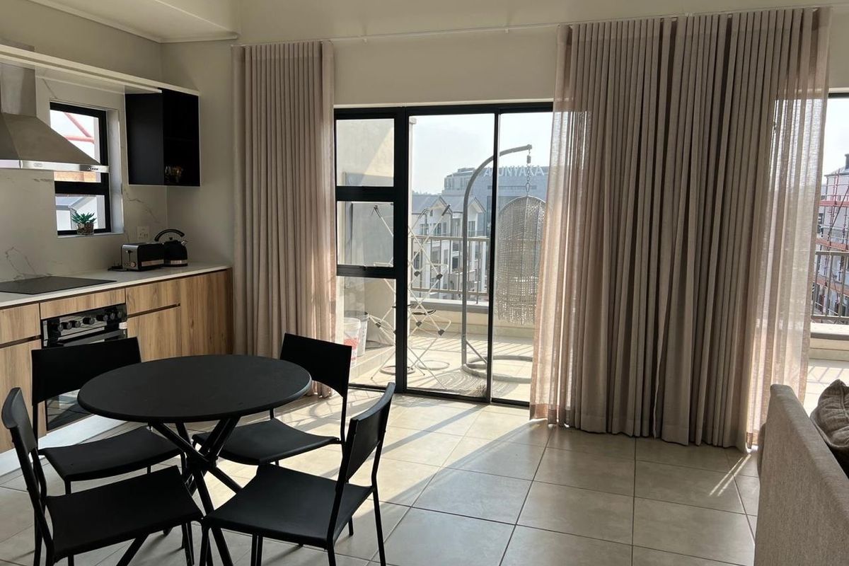 Apartment To Rent in Waterfall, Midrand - Photo 4