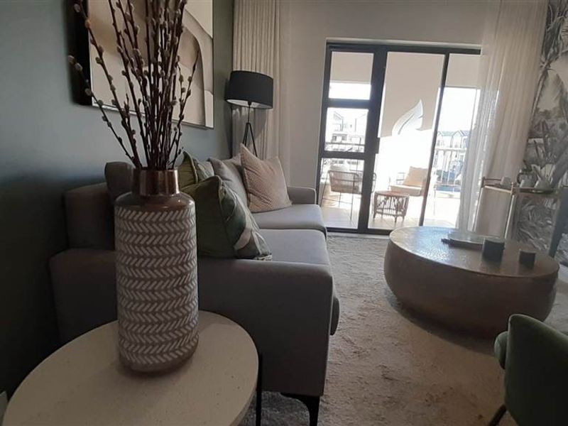 Apartment To Rent in Waterfall, Midrand - Photo 5