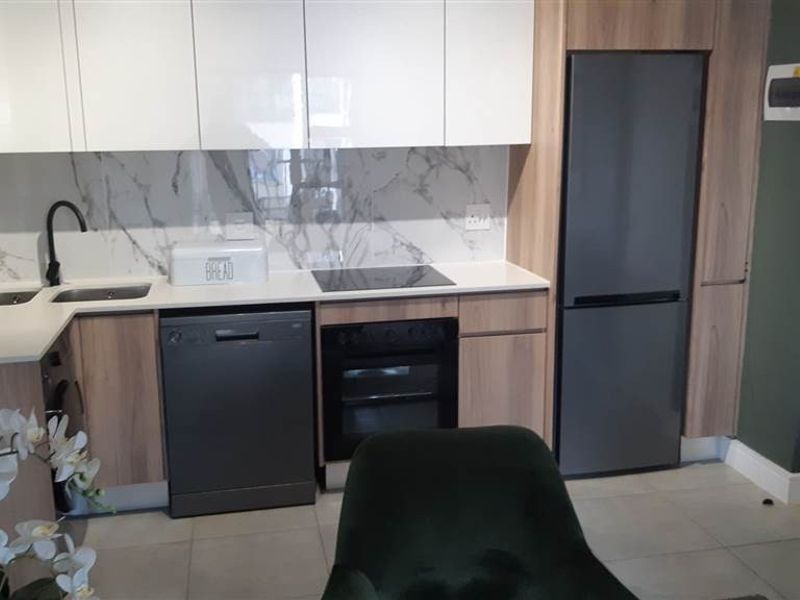 Apartment To Rent in Waterfall, Midrand - Photo 3