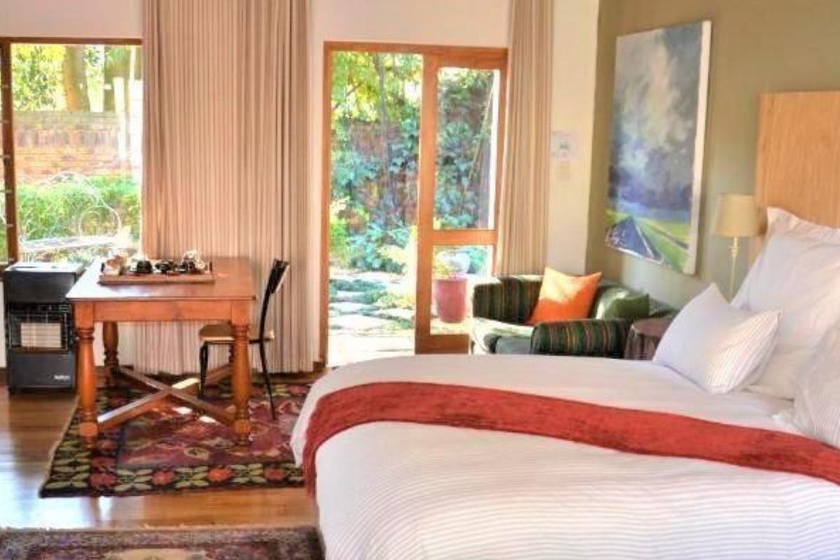 Delux Guesthouse And Investment Opportunity - Prime Pretoria Location (Close to HPC And TUKS) - Photo 4
