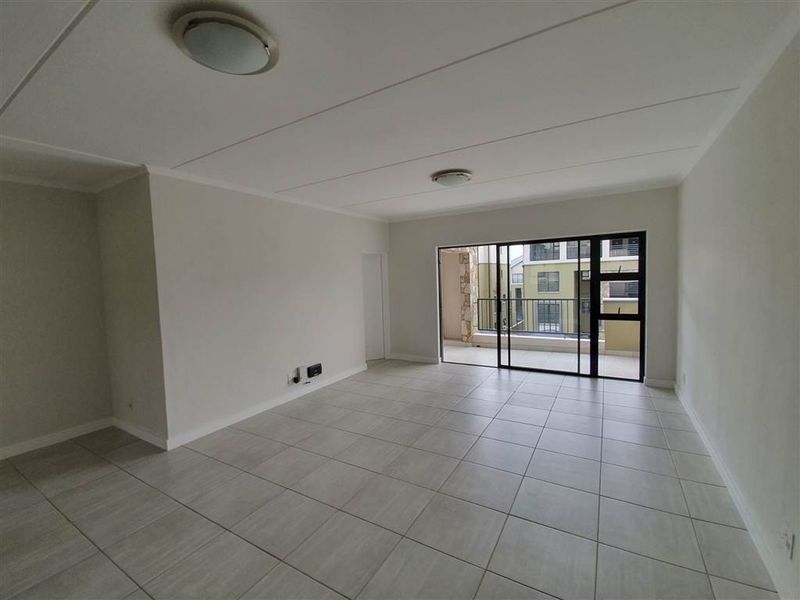 Apartment To Rent in Waterfall, Midrand - Photo 6