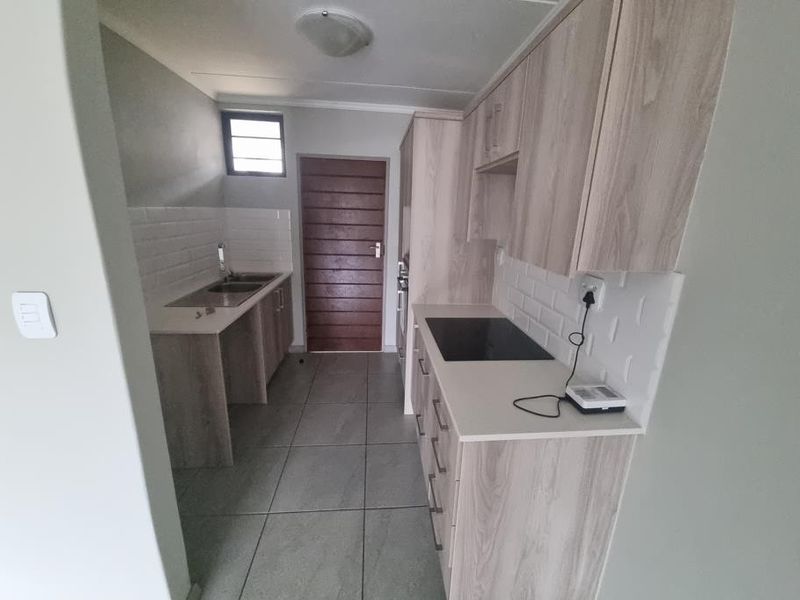 Apartment To Rent in Amberfield, Centurion - Photo 4