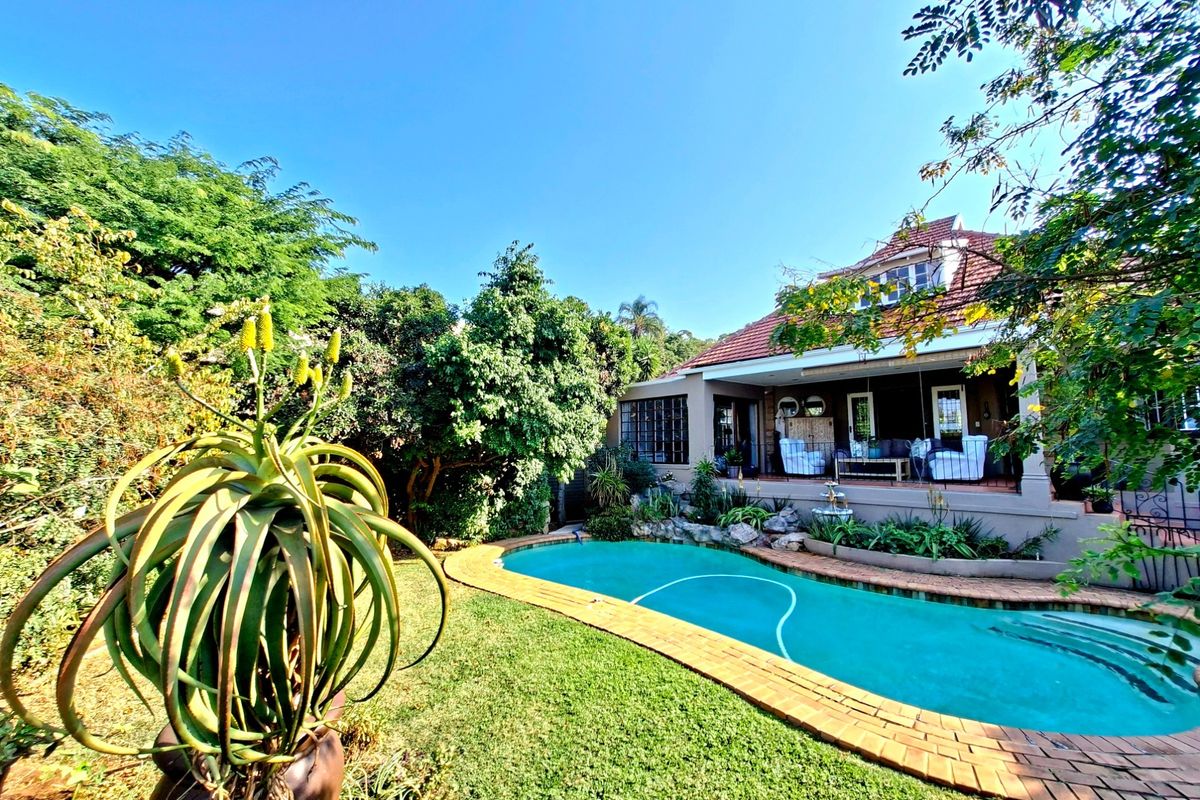 House For Sale in Bulwer, Durban, KwaZulu Natal - Photo 2
