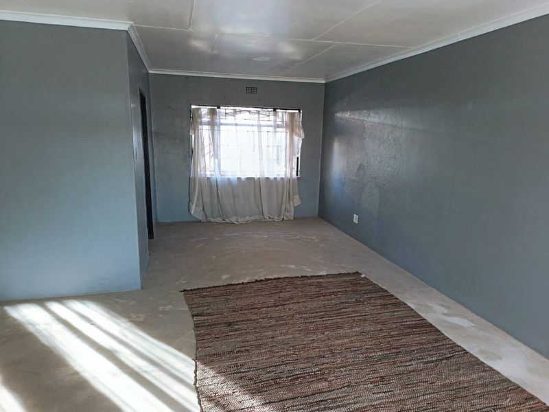 House For Sale in Nigel - Photo 8