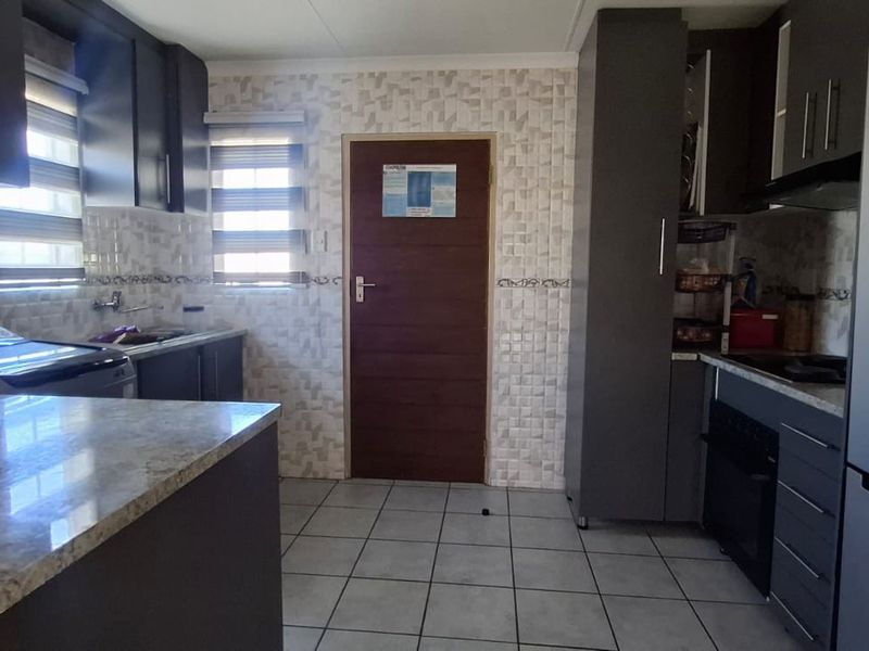 CORNER STAND HOUSE FOR SALE IN SKY CITY ALBERTON - Photo 3