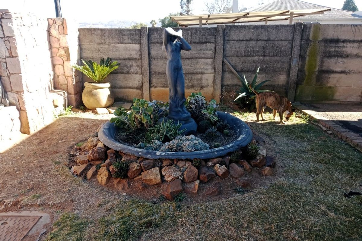 Four bedroom house to let - Photo 3