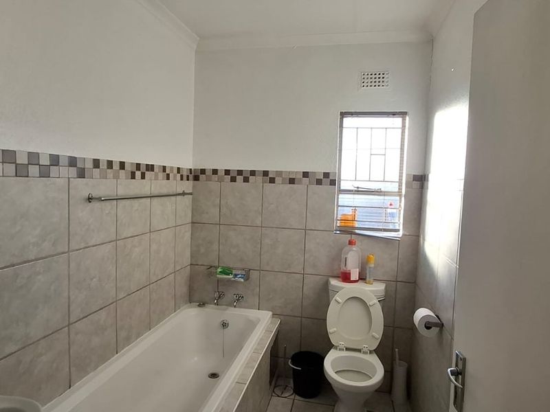 PLACE TO RENT AT LEOPARD'S REST - Photo 9