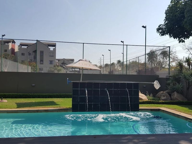Apartment To Rent in Lonehill, Sandton - Photo 1