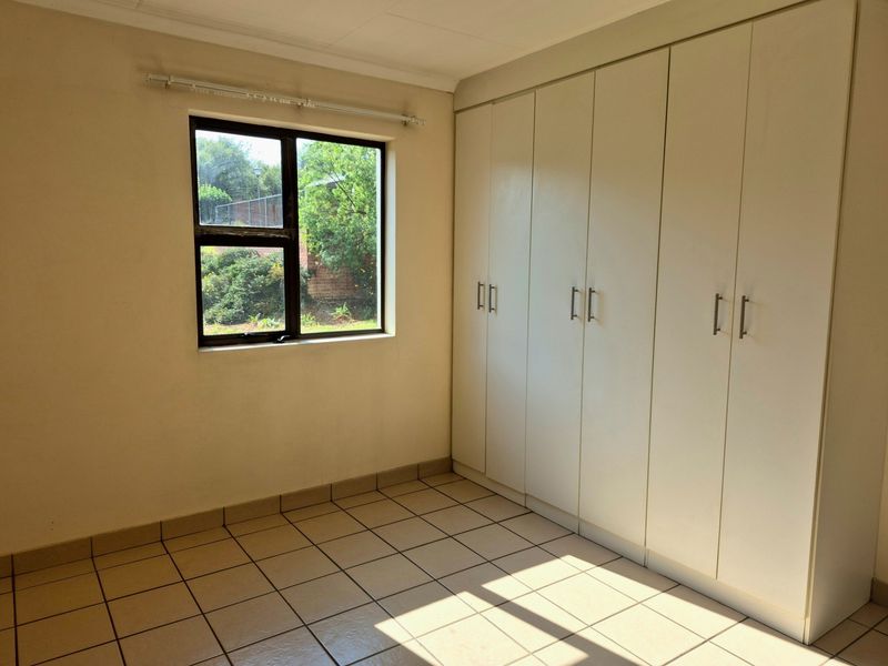 Well Maintained 1 Bedroom Ground Floor Apartment to Rent at Apartments on Gerhard, Die Hoewes - Photo 7
