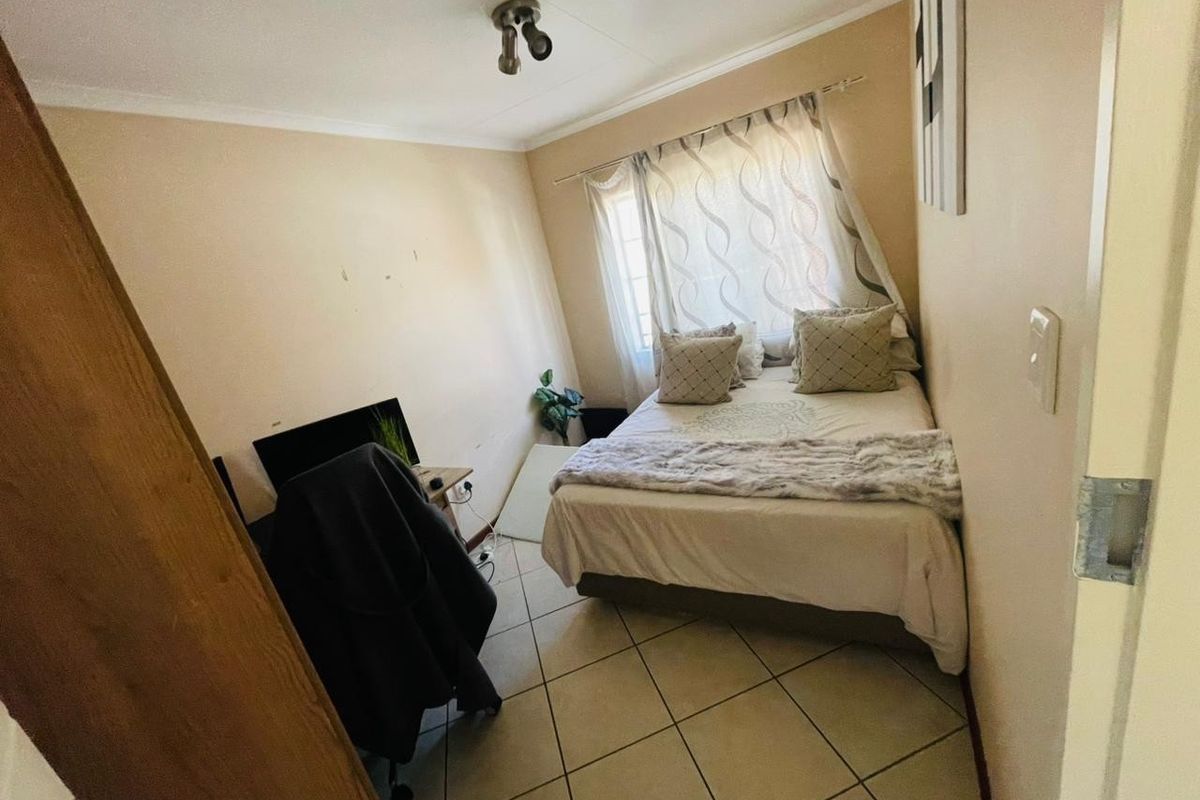 Apartment To Rent in Noordwyk, Midrand - Photo 4