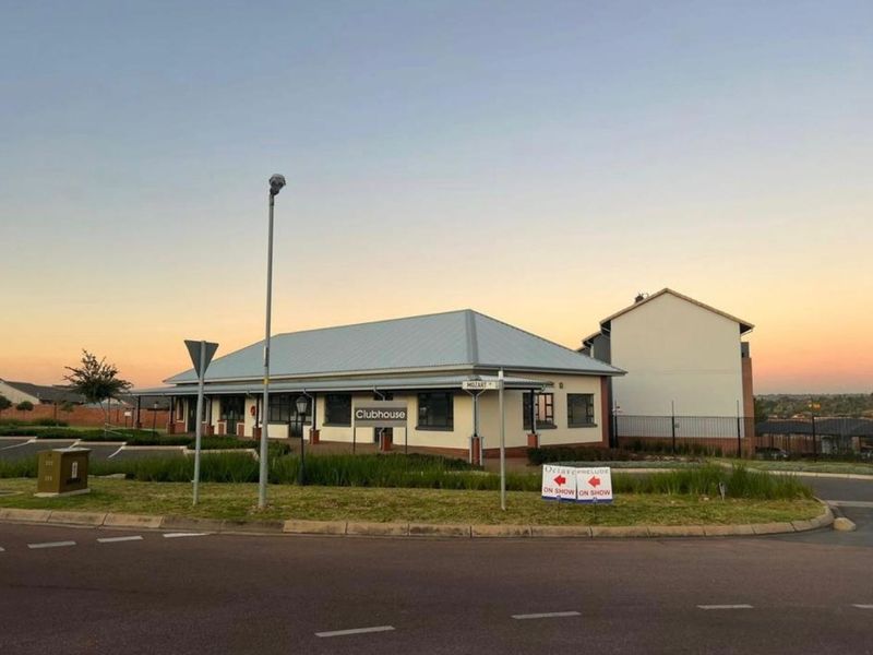 Apartment To Rent in Noordwyk, Midrand - Photo 2