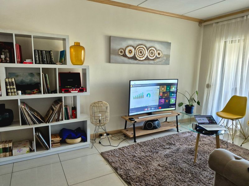 Modern 2 Bedroom, 2 Bathroom Apartment To Rent in Groveacres Estate, Kengies, Sandton - Photo 10