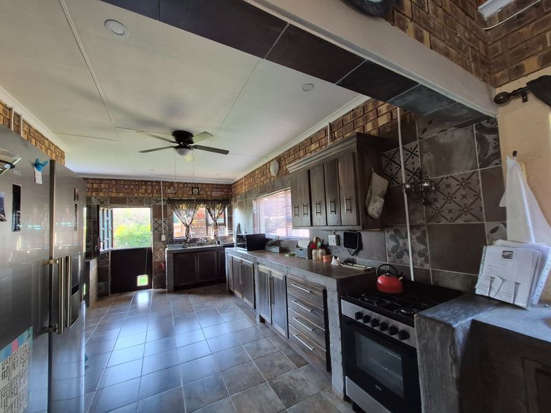 House For Sale in Groblersdal Limpopo - Photo 5