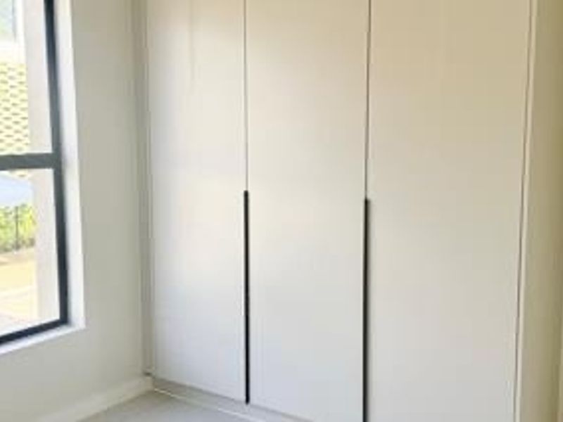 Apartment To Rent in Waterfall, Midrand - Photo 7