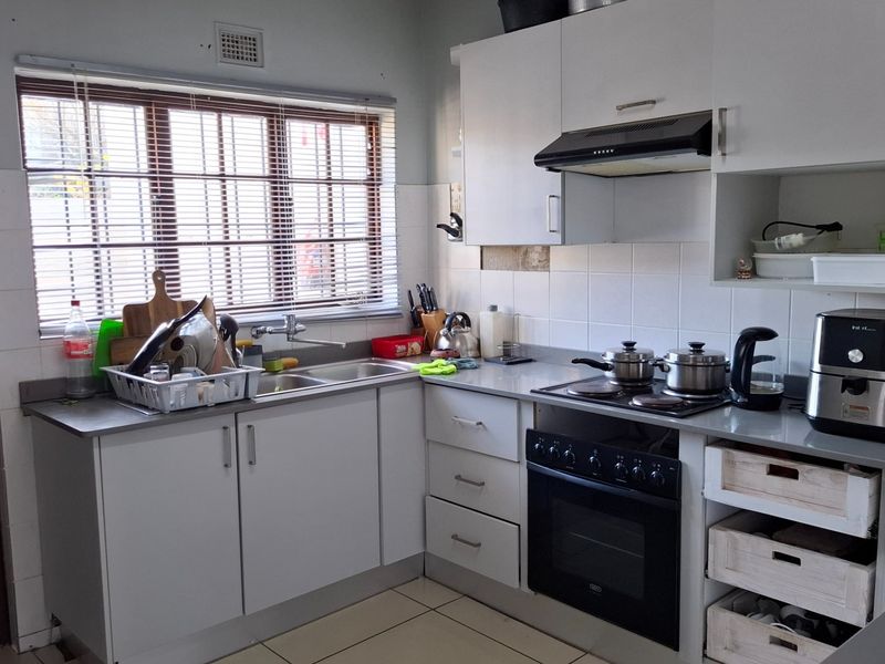 Duplex for sale in Uvongo, KZN - Photo 2