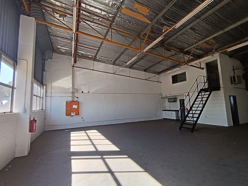 350m2 Warehouse To Let | Greystone Industrial | Glen Anil - Photo 2