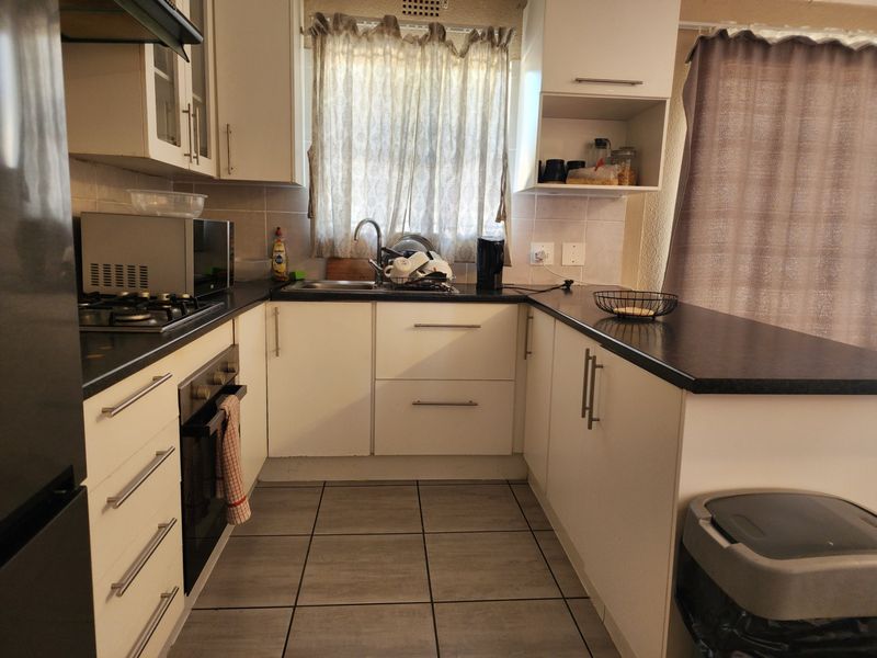 Townhouse For Sale in Country View, Midrand - Photo 3