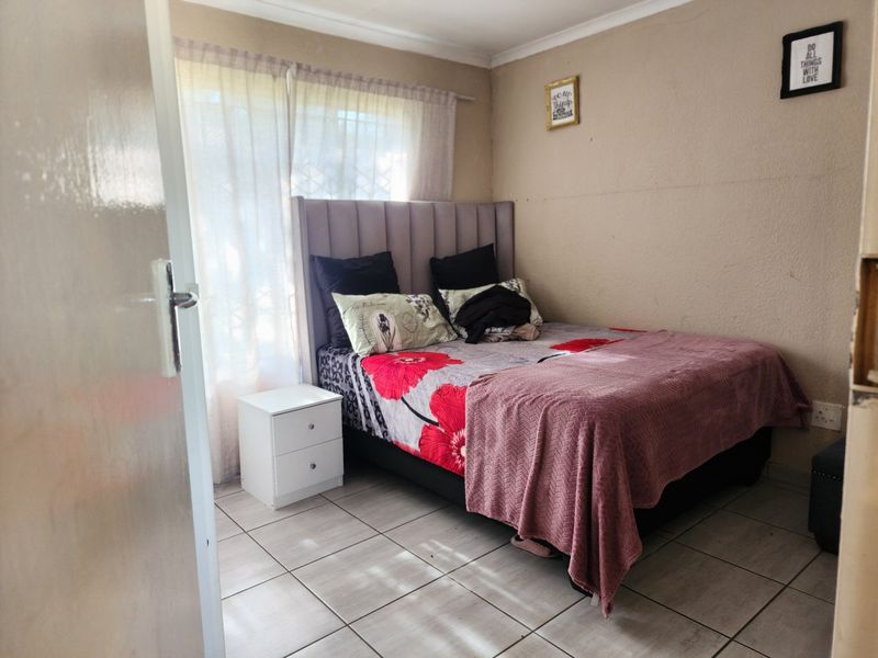 Townhouse For Sale in Country View, Midrand - Photo 7