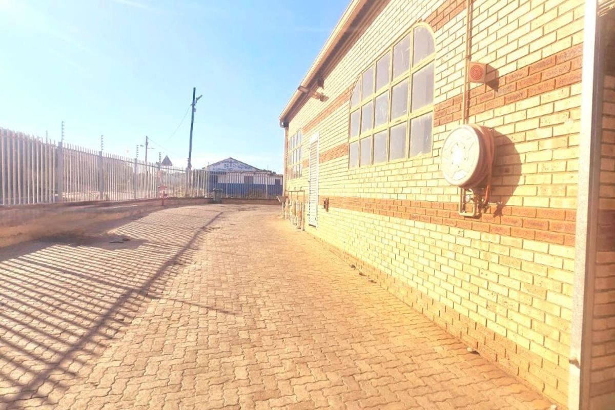 Industrial Property For Rent in Newlands West, Durban, KwaZulu Natal - Photo 3