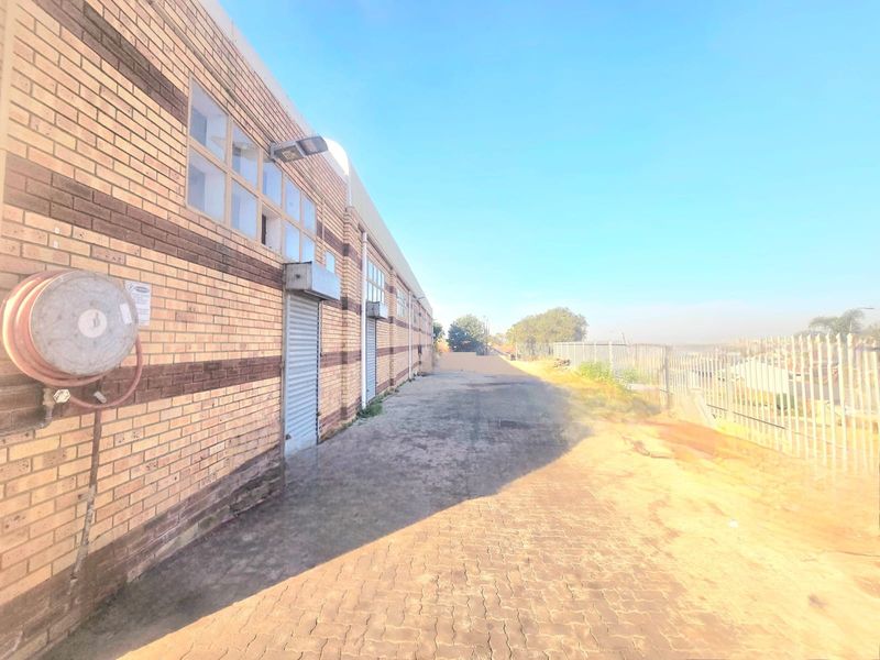 Industrial Property For Rent in Newlands West, Durban, KwaZulu Natal - Photo 4