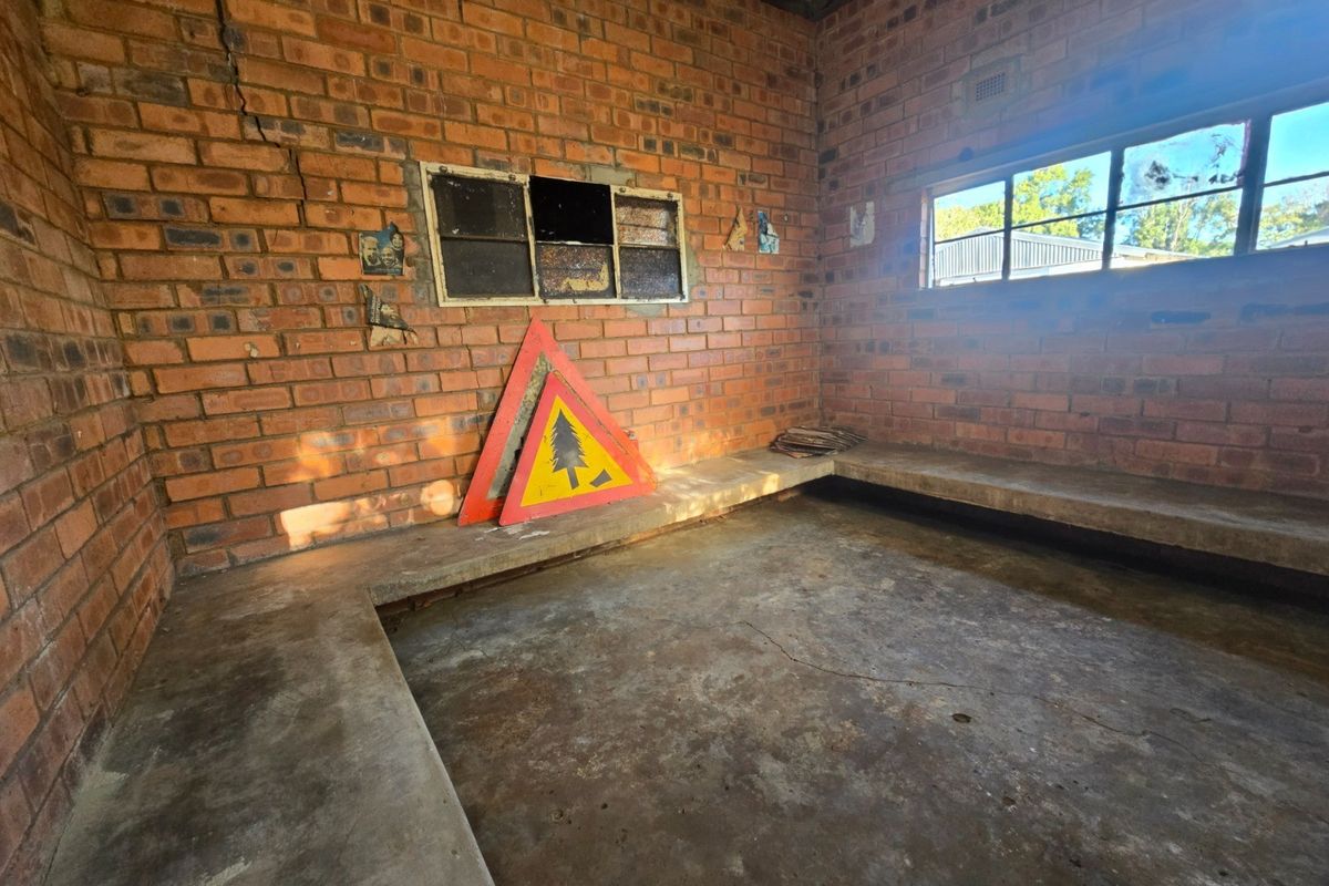 Industrial property to rent - Photo 5