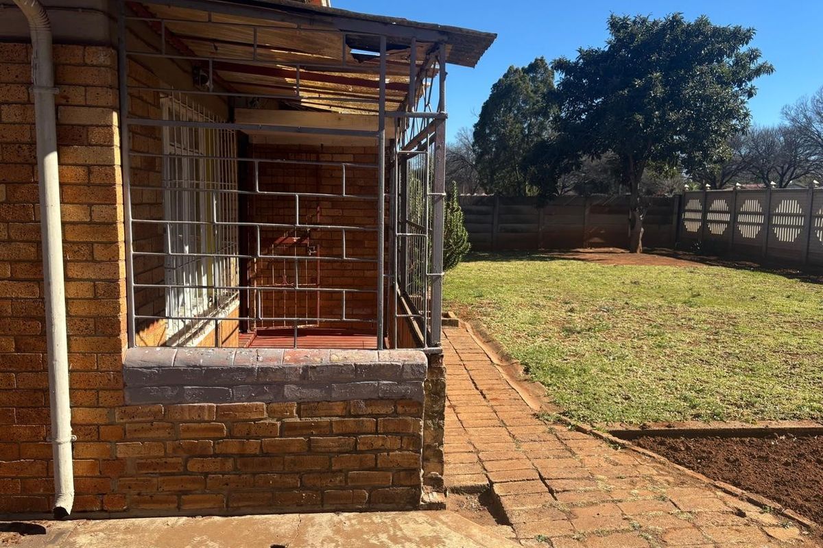 House For Sale in CW 1, Vanderbijlpark CW - Photo 3