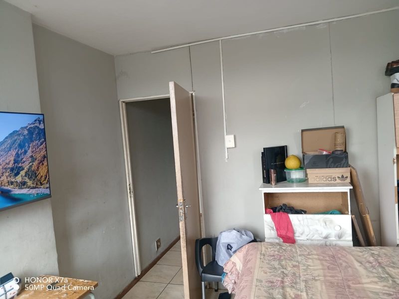 Apartment For Sale in Sunnyside, Pretoria - Photo 9