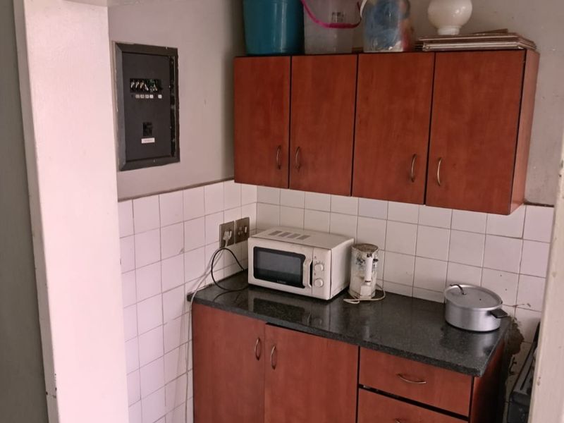 Apartment For Sale in Sunnyside, Pretoria - Photo 5