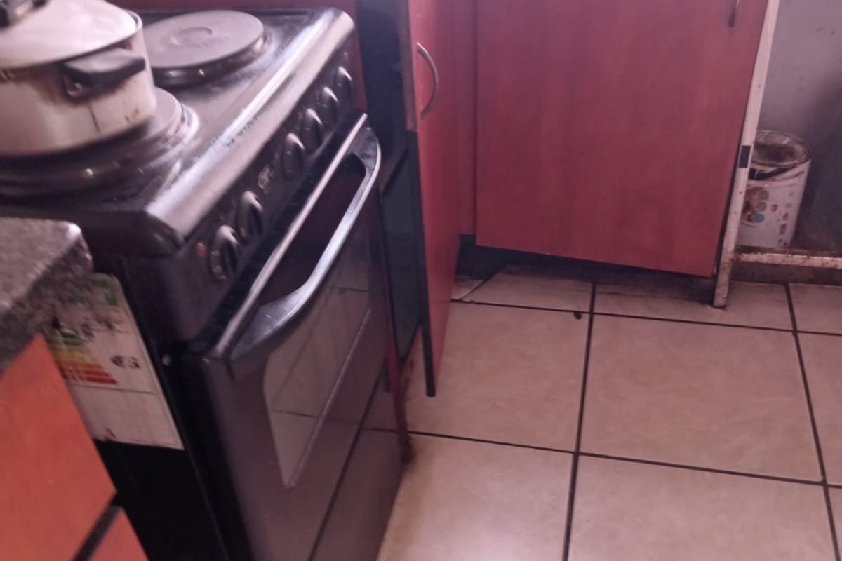 Apartment For Sale in Sunnyside, Pretoria - Photo 4
