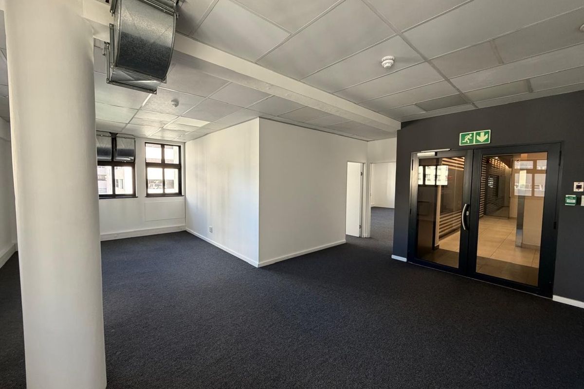 Office To Rent in Cape Town City Centre, Cape Town - Photo 5