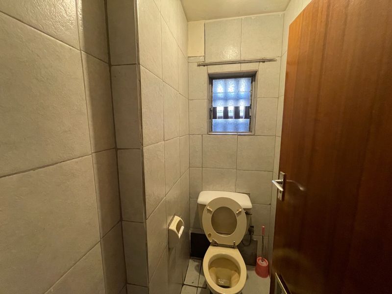 Investment Property for Sale in Arcadia - Photo 9