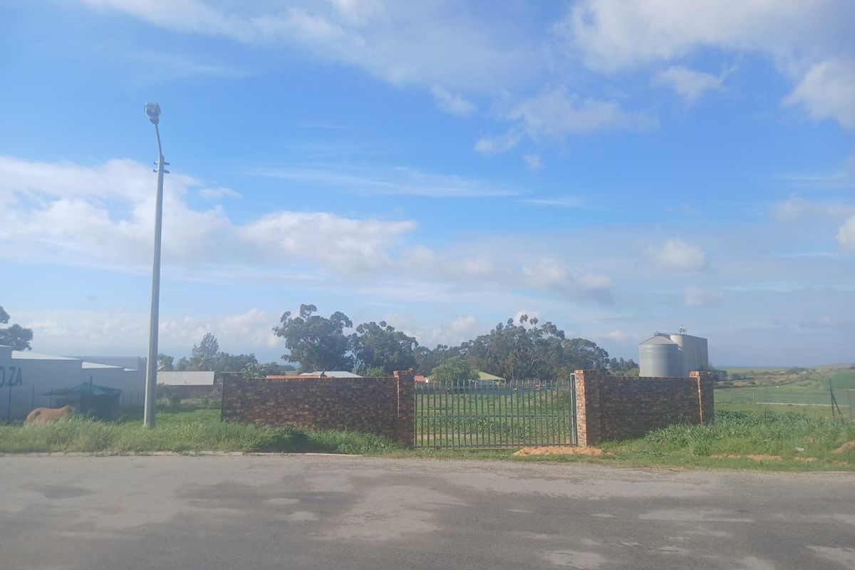 SOLE AND EXCLUSIVE MANDATE - Last Commercial Erf Property For Sale in Piketberg - Photo 4